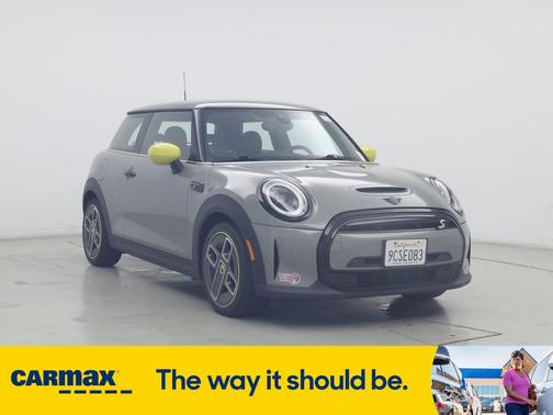 2023 MINI SE Hardtop SE