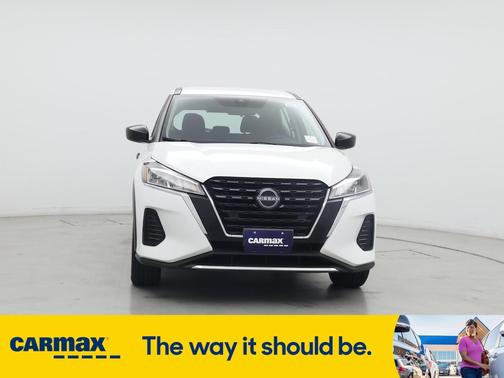 2022 Nissan Kicks S