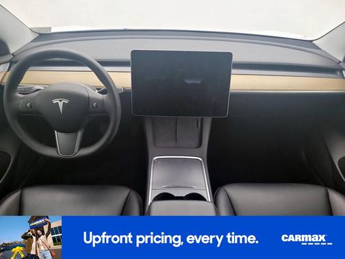 White 2022 Tesla Model 3