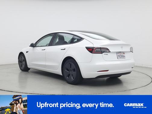 White 2022 Tesla Model 3