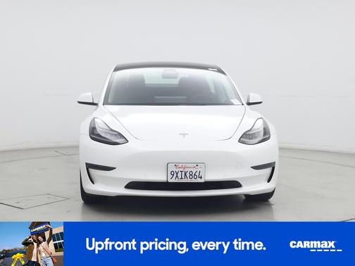 White 2022 Tesla Model 3
