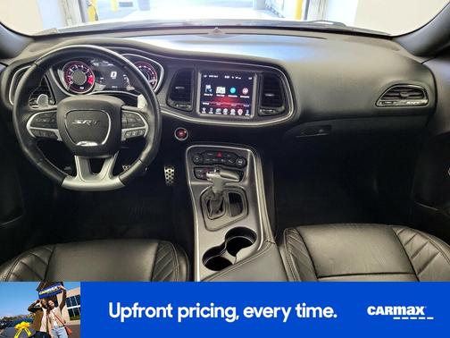 White 2016 Dodge Challenger SRT 392