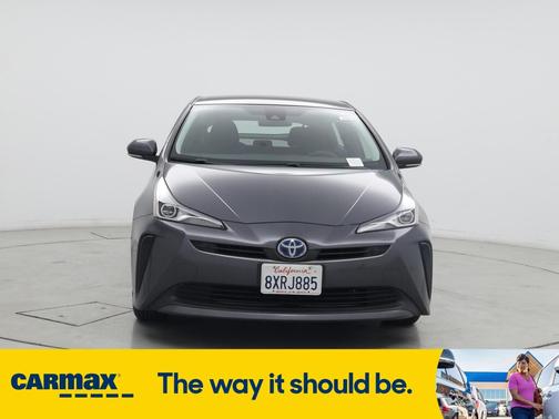 2022 Toyota Prius LE