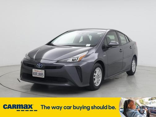 2022 Toyota Prius LE