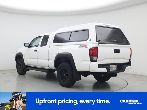 White 2022 Toyota Tacoma SR