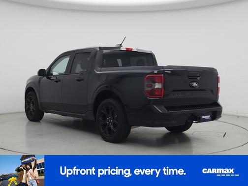 Black 2025 Ford Maverick Lobo