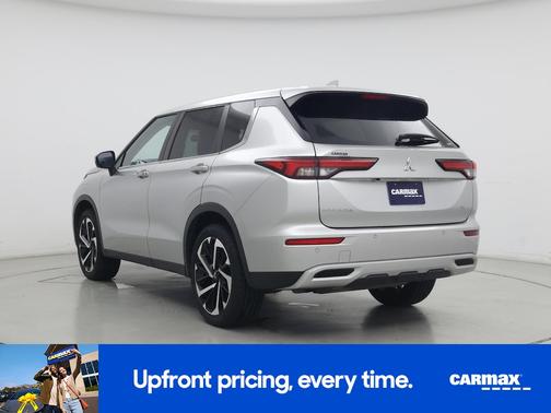 2022 Mitsubishi Outlander SE