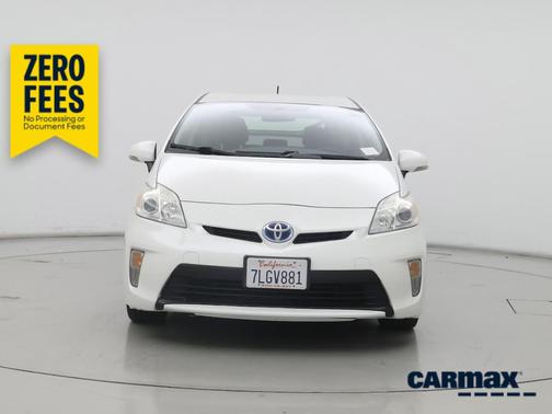 White 2015 Toyota Prius Persona Series