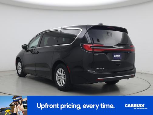 Black 2023 Chrysler Pacifica Touring L