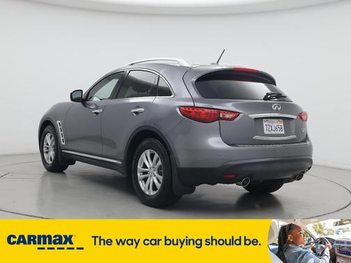 2017 INFINITI QX70