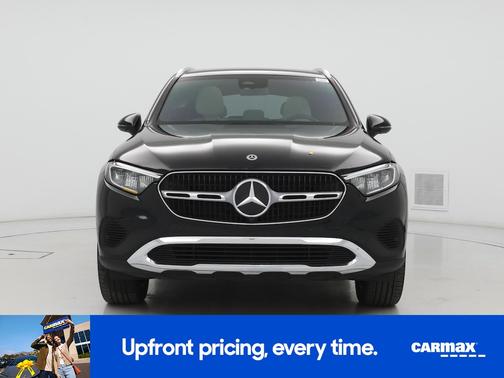 Black 2024 Mercedes-Benz GLC 300