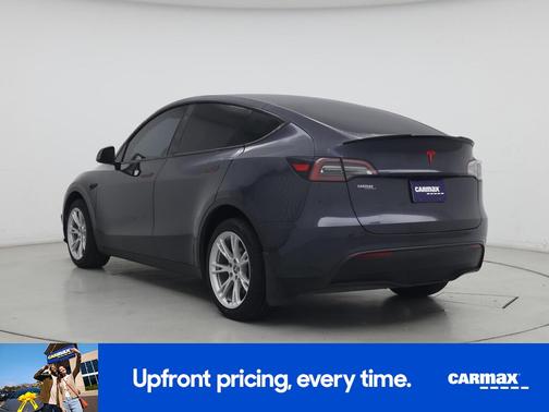 Gray 2024 Tesla Model Y Long Range