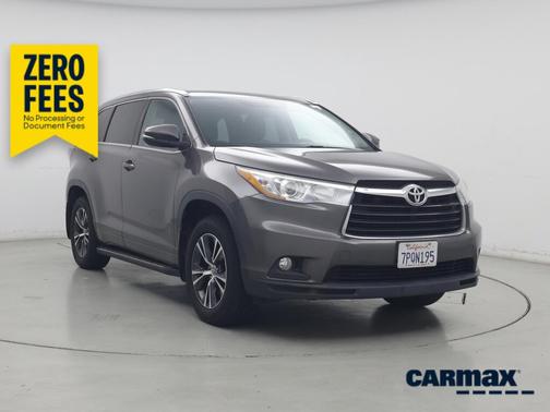 Gray 2016 Toyota Highlander XLE