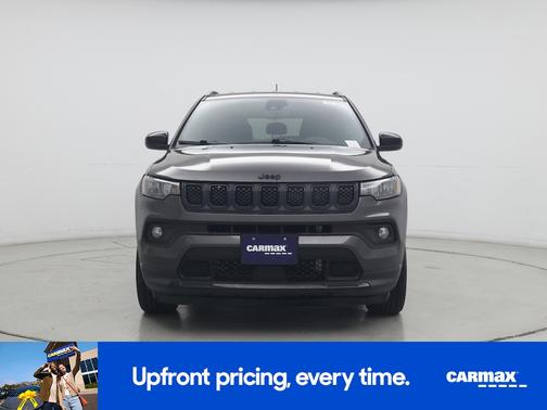 Gray 2024 Jeep Compass Latitude