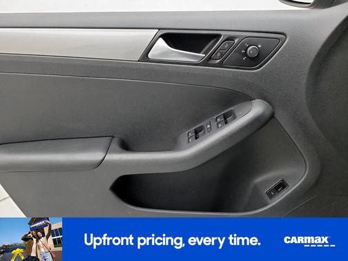 2017 Volkswagen Jetta SE