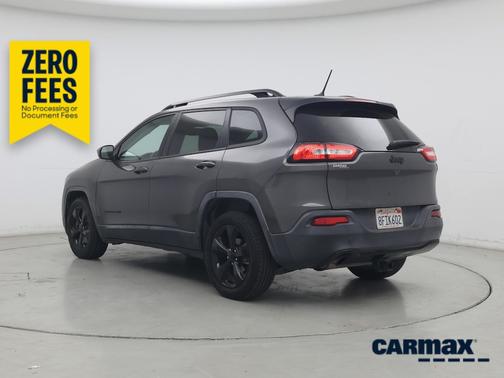 Gray 2018 Jeep Cherokee Latitude