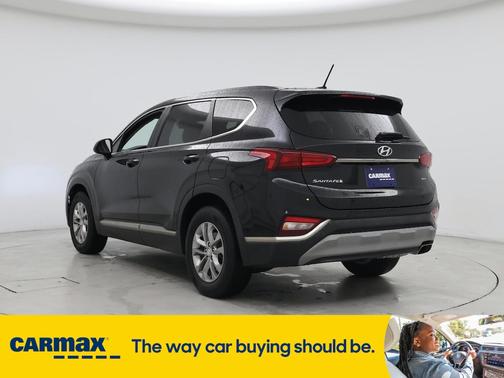 2019 Hyundai SANTA FE SE