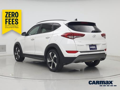 White 2016 Hyundai TUCSON Limited