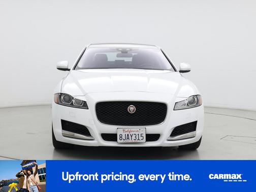 2016 Jaguar XF Premium