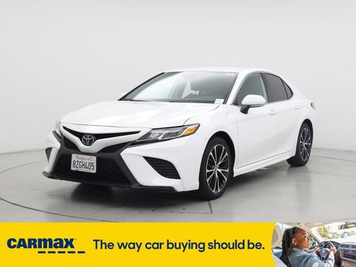2019 Toyota Camry SE