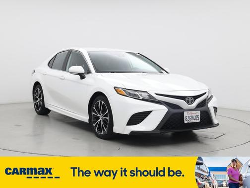 2019 Toyota Camry SE