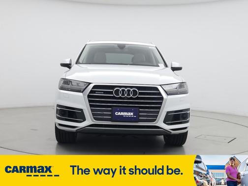 2019 Audi Q7 Premium Plus