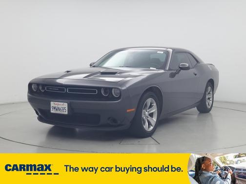 2015 Dodge Challenger SXT