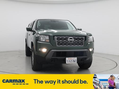 2022 Nissan Frontier SV