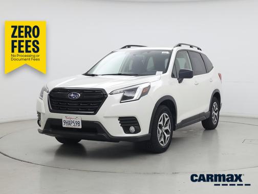 White 2023 Subaru Forester Premium