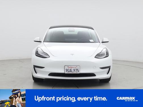 White 2023 Tesla Model 3