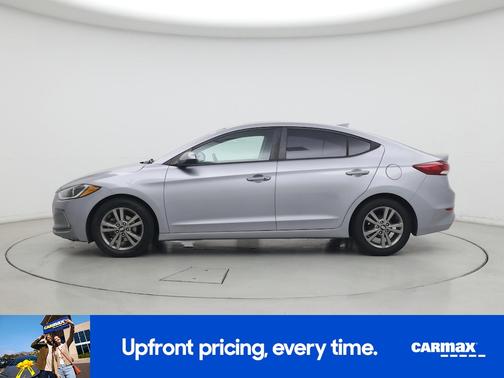 Gray 2017 Hyundai ELANTRA SE