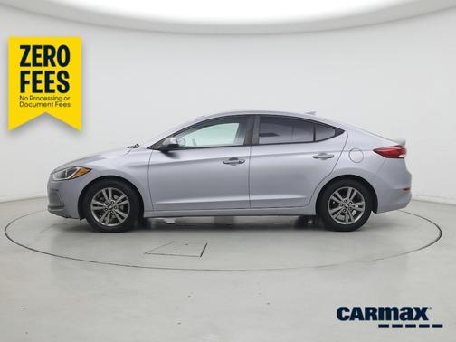 Gray 2017 Hyundai ELANTRA SE