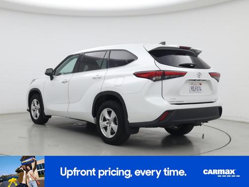 2022 Toyota Highlander LE