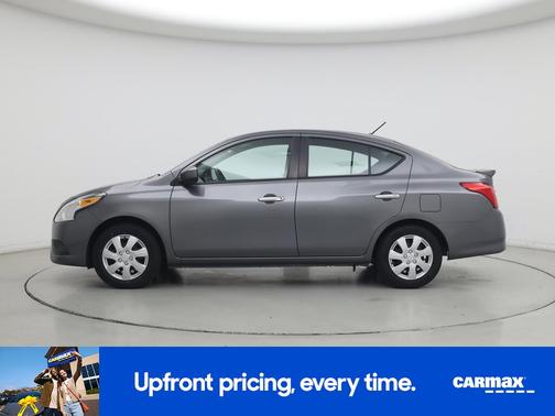 Gray 2016 Nissan Versa SV
