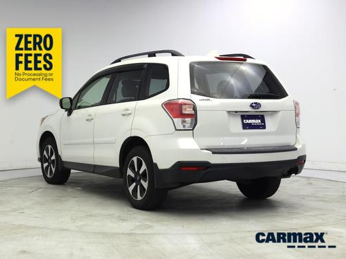 White 2017 Subaru Forester 2.5I