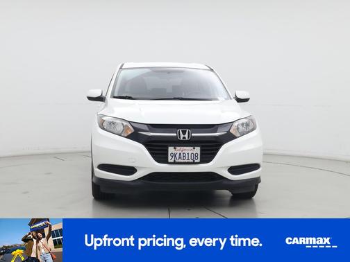 White 2017 Honda HR-V LX