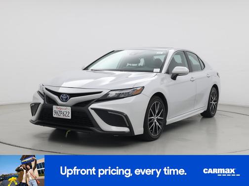 2024 Toyota Camry Hybrid SE