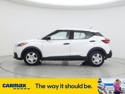 2019 Nissan Kicks S