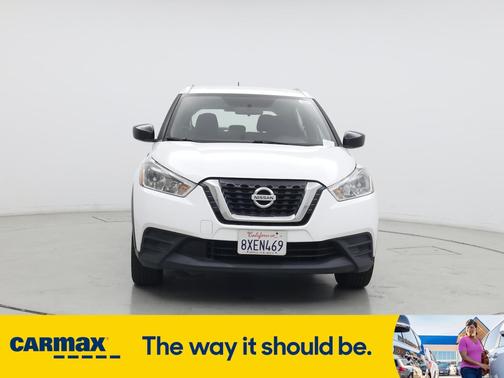 2019 Nissan Kicks S