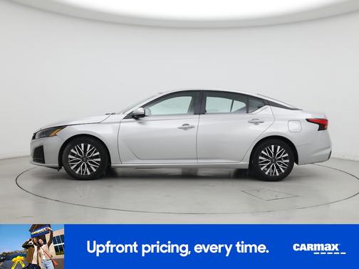 2023 Nissan Altima SV