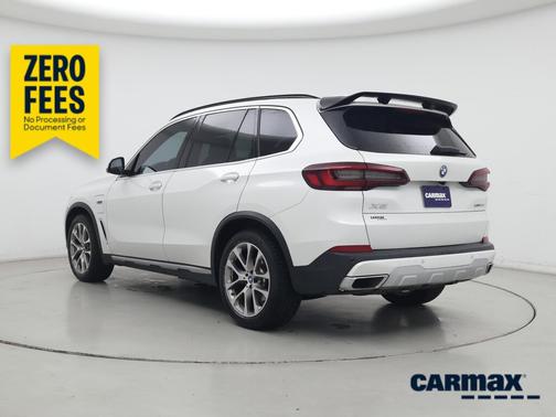 White 2022 BMW X5 PHEV XDrive45e