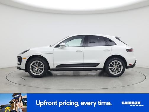 White 2024 Porsche Macan