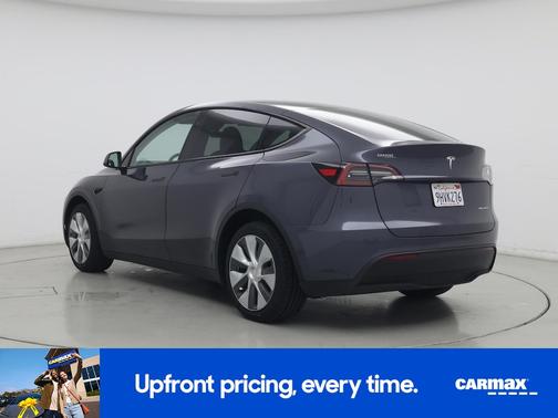 Gray 2023 Tesla Model Y Long Range