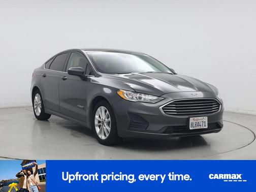 Gray 2019 Ford Fusion Hybrid SE