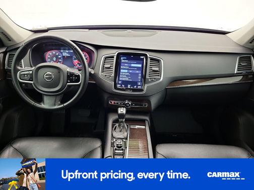 2019 Volvo XC90 T6 Momentum