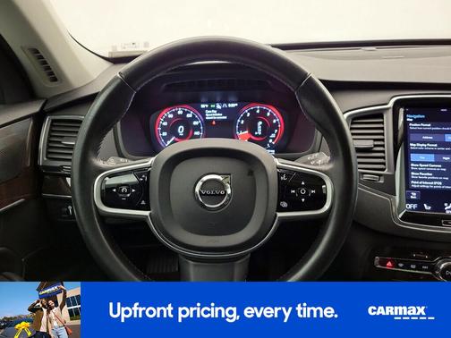 2019 Volvo XC90 T6 Momentum