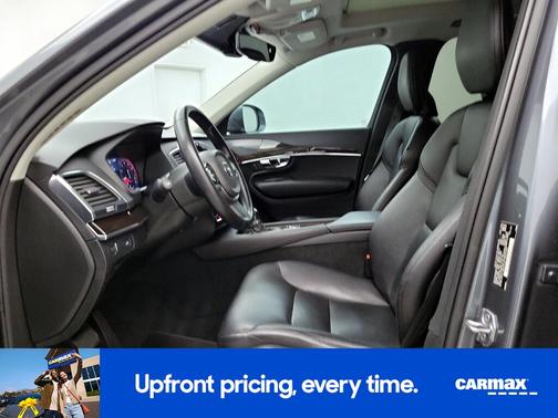 2019 Volvo XC90 T6 Momentum