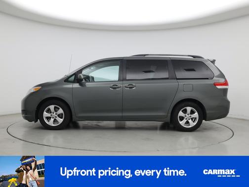 2014 Toyota Sienna LE