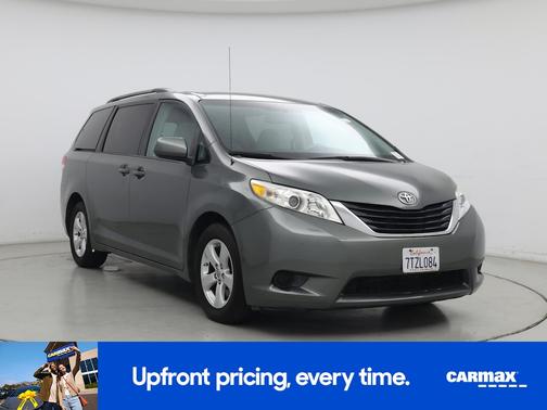 2014 Toyota Sienna LE