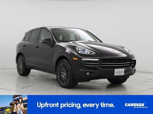 2017 Porsche Cayenne Platinum